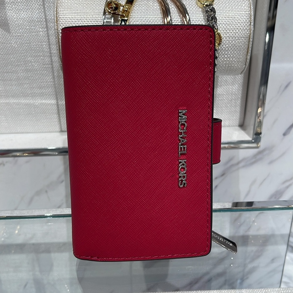 MICHAEL KORS Medium Saffiano Leather Bifold ZP CN Wallet
COLOR DK RASPBERRY
NWT - Picture 9 of 16